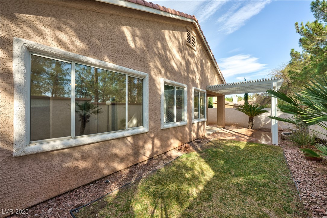 10017 Snow Crest Place Property Photo 34