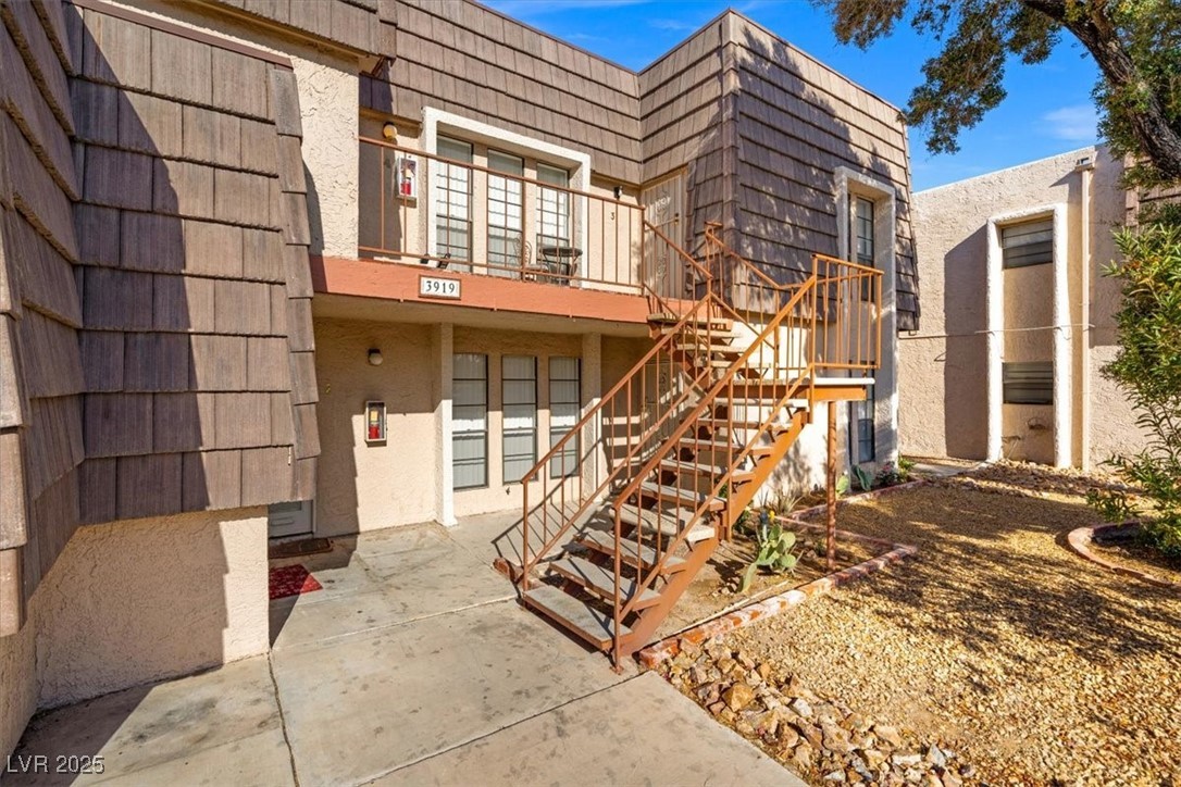 2674993 Property Photo