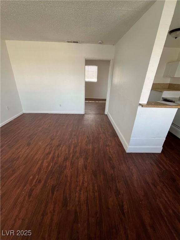 708 Jackson Avenue C Property Photo 3