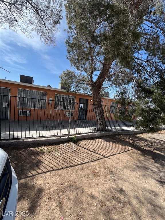 708 Jackson Avenue C Property Photo 14