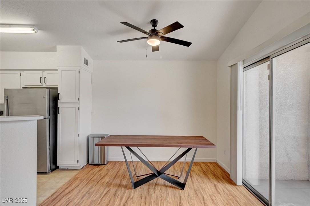 5415 West Harmon Avenue 2123 Property Photo 9