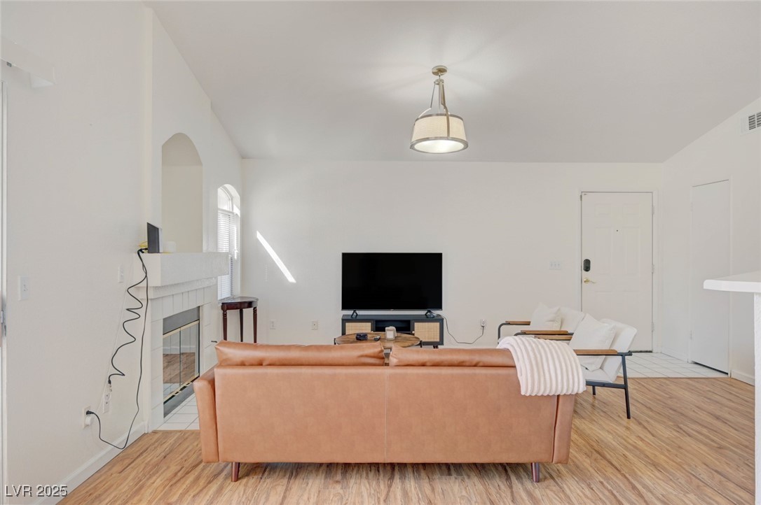 5415 West Harmon Avenue 2123 Property Photo 12
