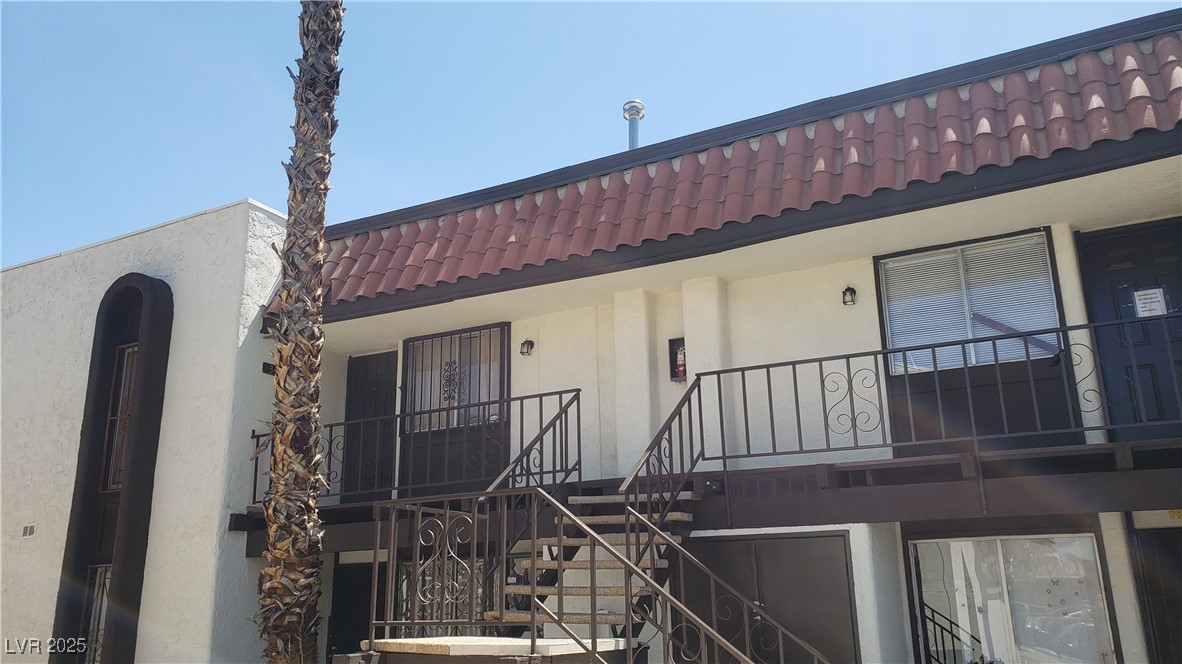 1405 Vegas Valley Drive 360 Property Photo 4