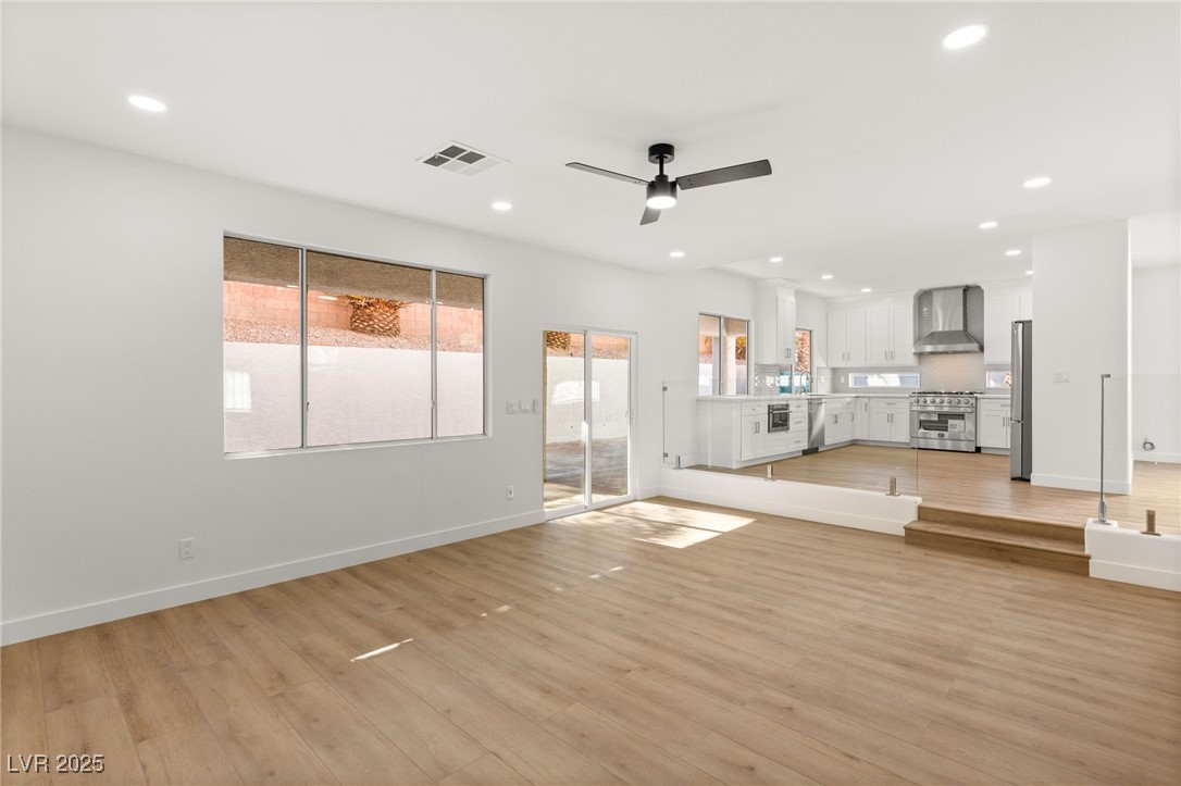 2757 Sunlight Creek Street Property Photo 17