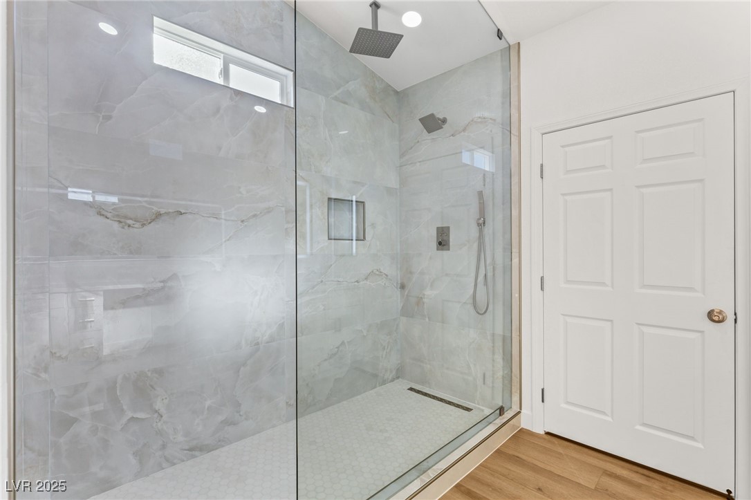 2757 Sunlight Creek Street Property Photo 36