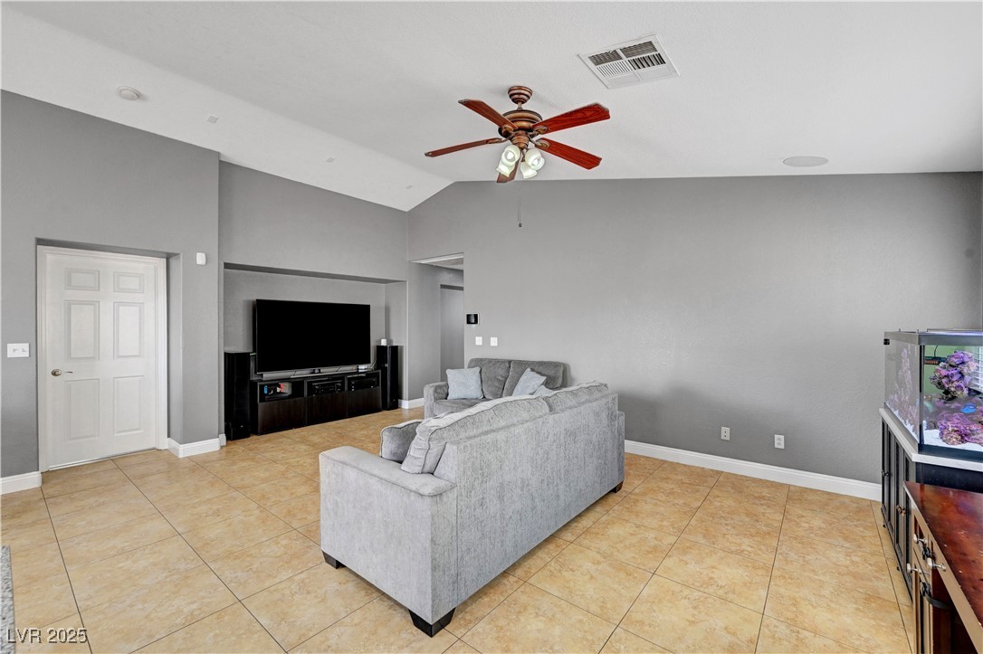 6390 Flathead Avenue Property Photo 11