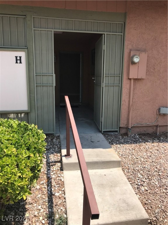 461 North Lamb Boulevard H Property Photo 1