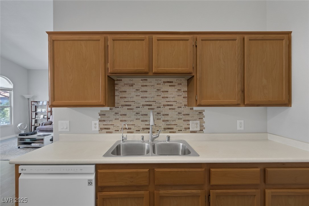 700 Carnegie Street 2621 Property Photo 18
