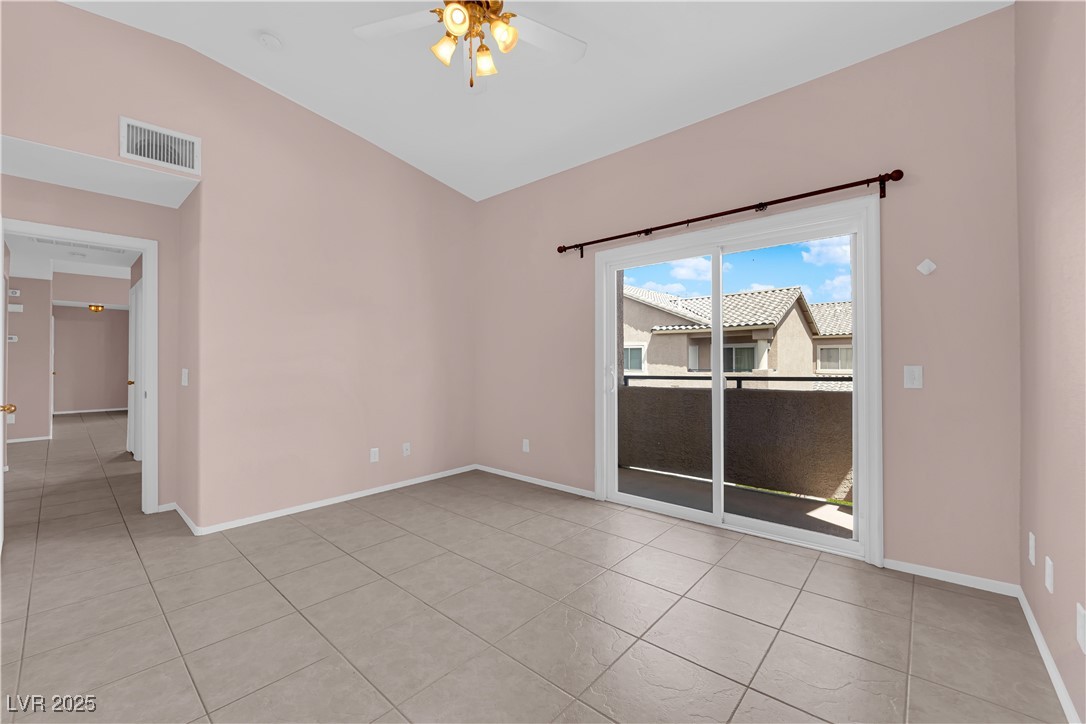 2001 Quarry Ridge Street 207 Property Photo 19