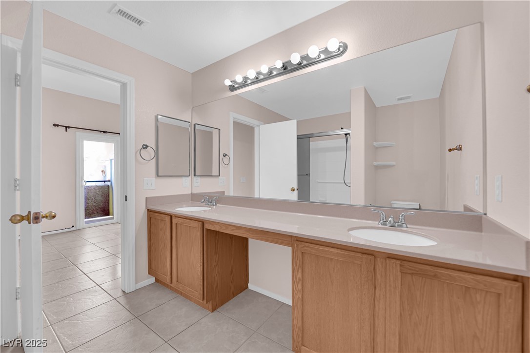 2001 Quarry Ridge Street 207 Property Photo 22