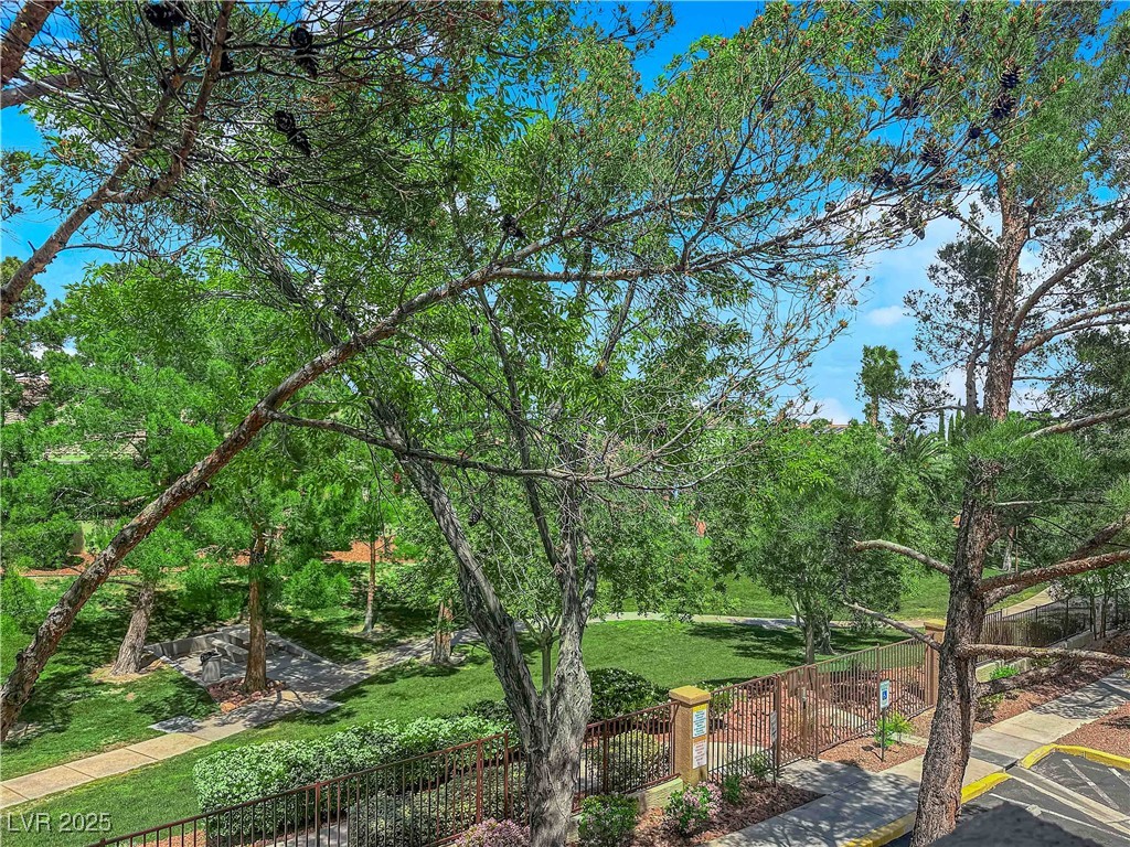2001 Quarry Ridge Street 207 Property Photo 31
