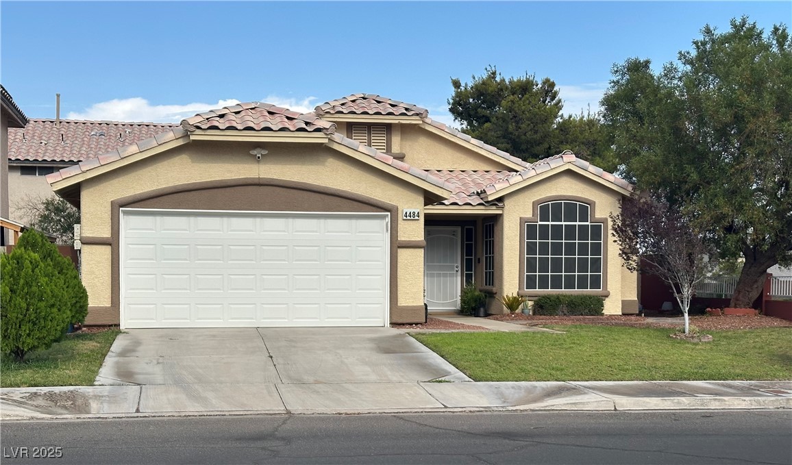 4484 Warbonnet Way Property Photo 2