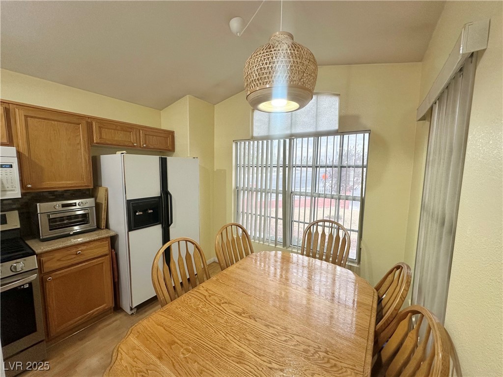4484 Warbonnet Way Property Photo 8