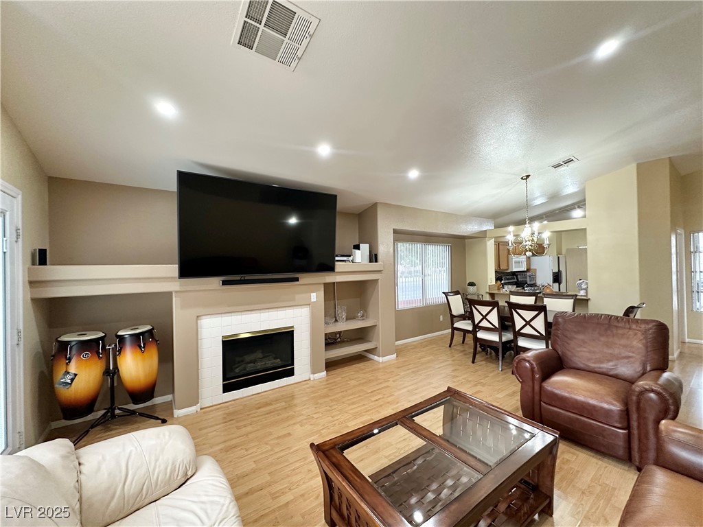 4484 Warbonnet Way Property Photo 18