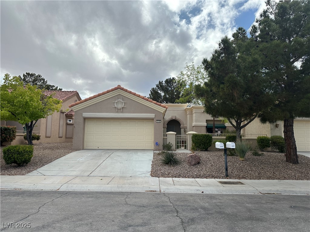 2125 Capestone Street Property Photo 1