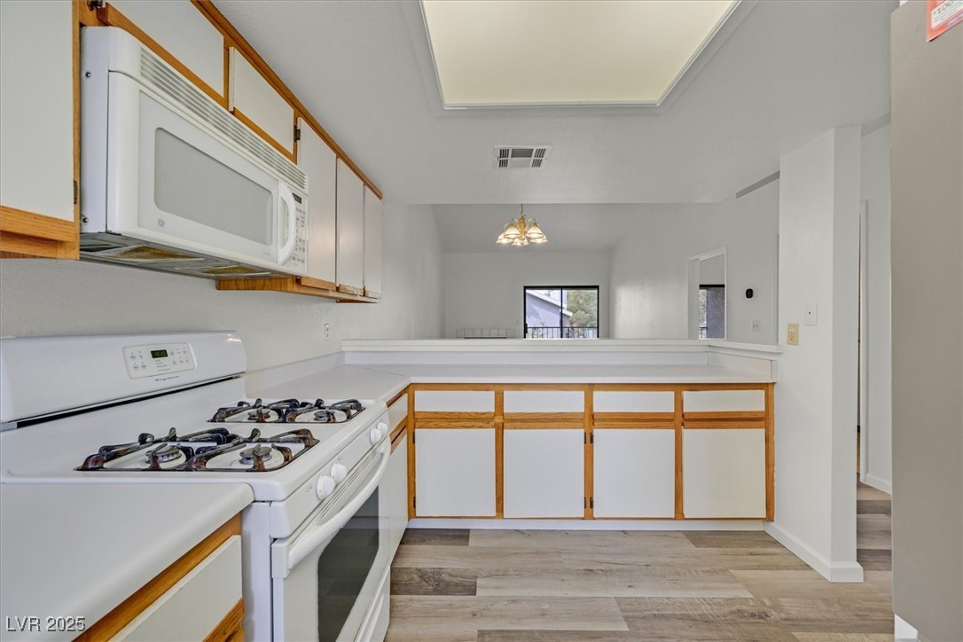 2819 Bluebonnet Drive 6 Property Photo 10