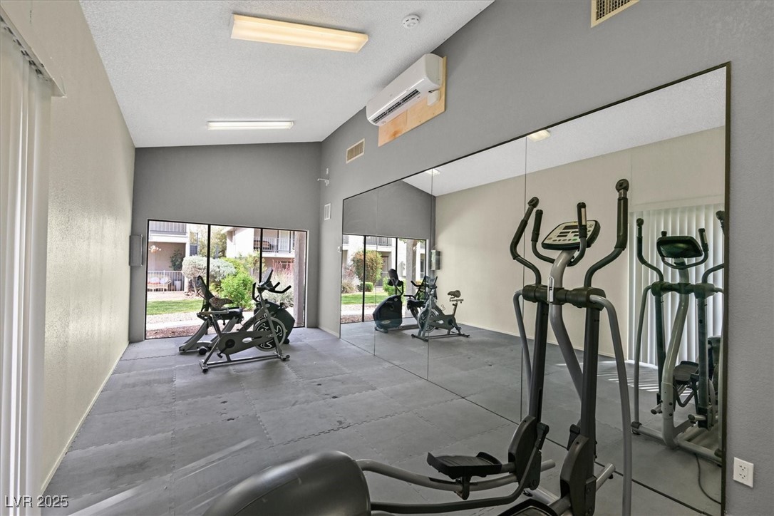 2819 Bluebonnet Drive 6 Property Photo 22