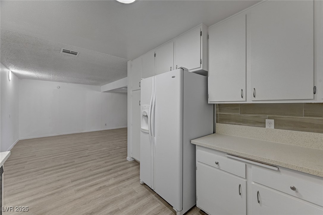 7182 Acorn Court Property Photo 12