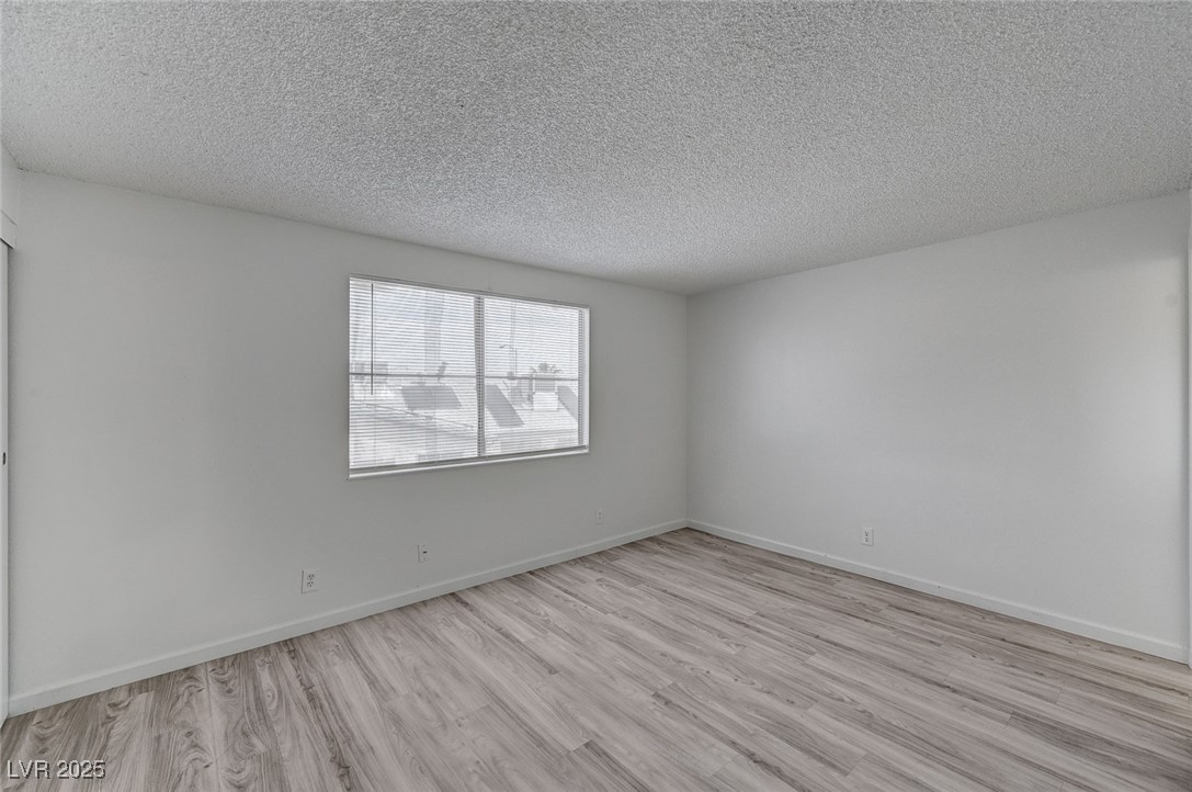 7182 Acorn Court Property Photo 16