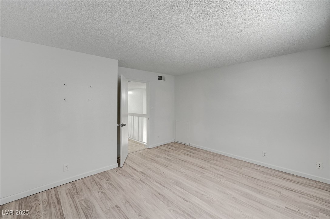 7182 Acorn Court Property Photo 24