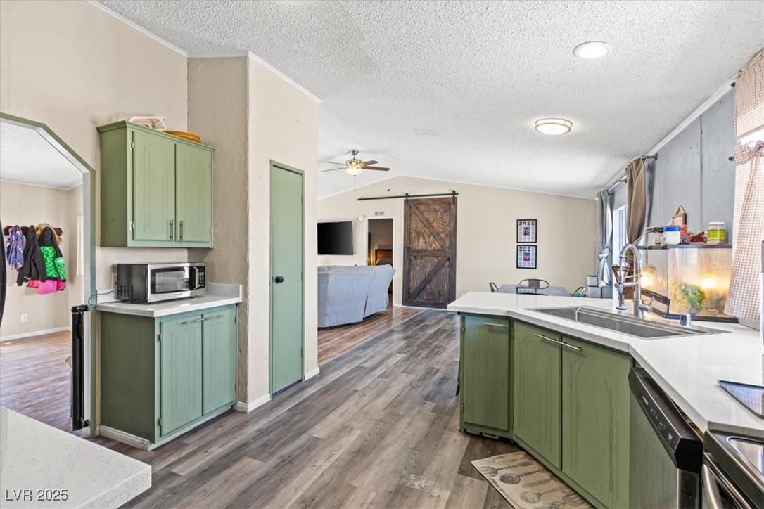 4460 Savoy Boulevard Property Photo 16