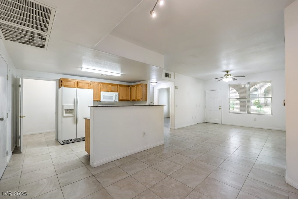 10001 Peace Way 1296 Property Photo 14