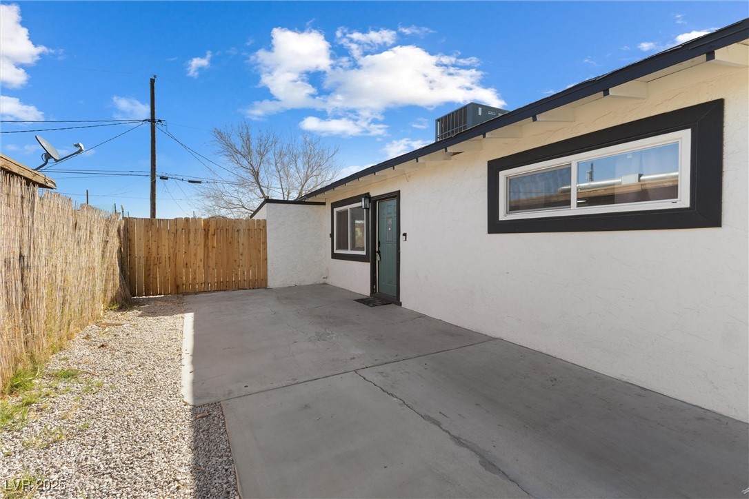 2724 Spear Street Property Photo 20