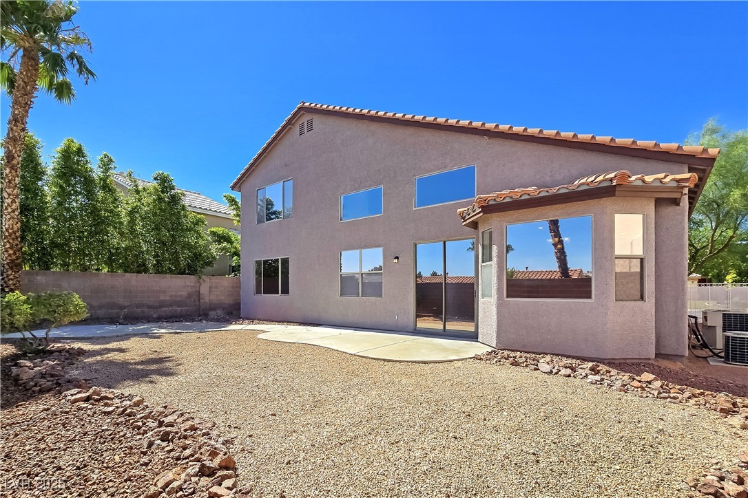 1408 Colfax Creek Street Property Photo 44