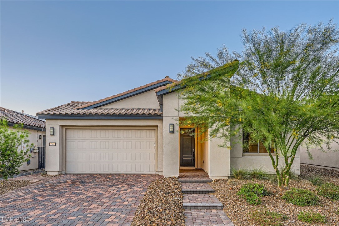 26 Sun Mirage Avenue Property Photo