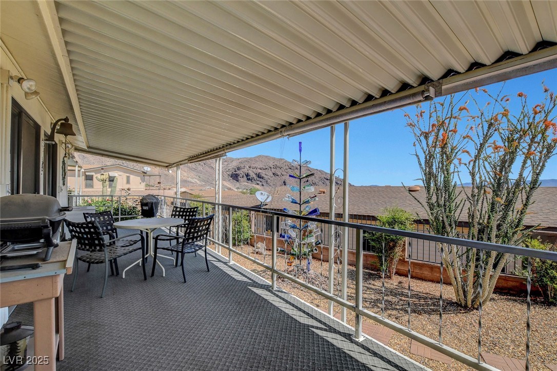 621 Mount Elbert Way Property Photo 4
