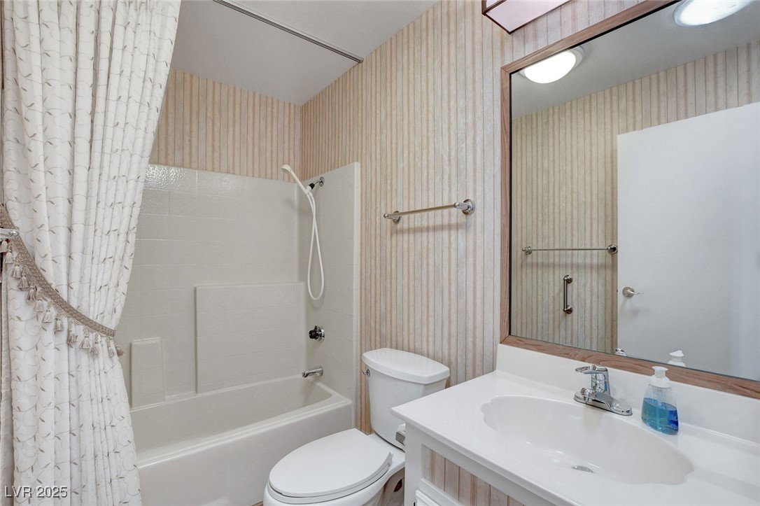 621 Mount Elbert Way Property Photo 33