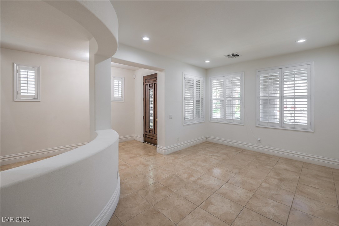 207 Crooked Putter Drive Property Photo 6