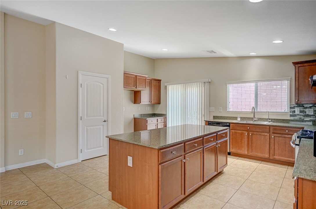 7822 Whitlocks Mill Avenue Property Photo 12