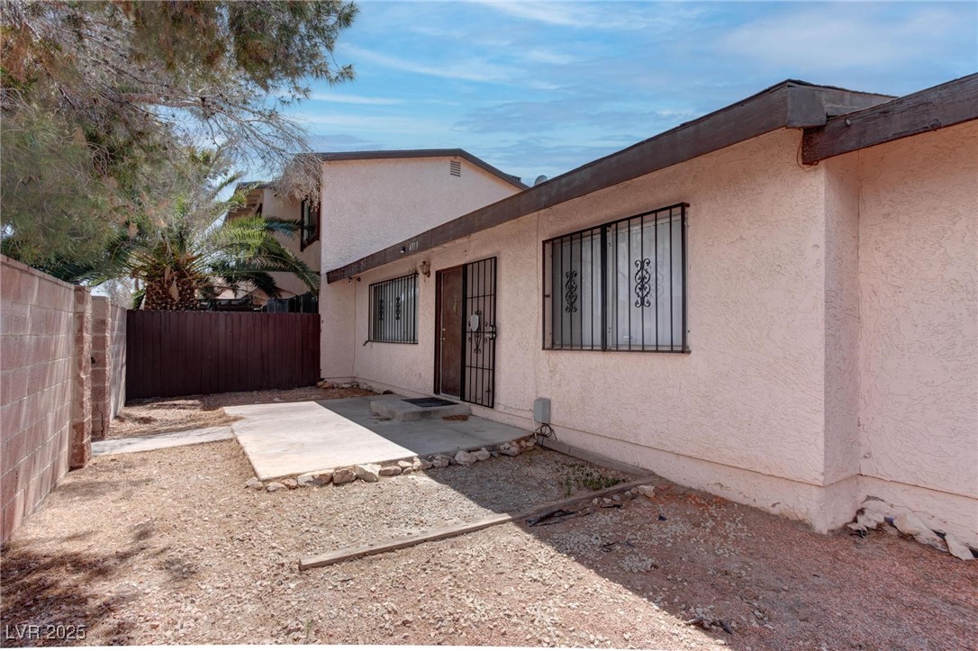 4373 Spencer Street Property Photo 25