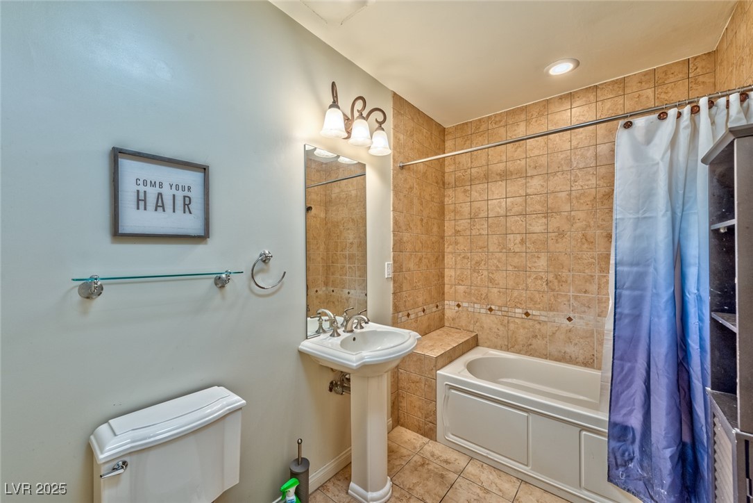 2405 West Serene Avenue 703 Property Photo 7