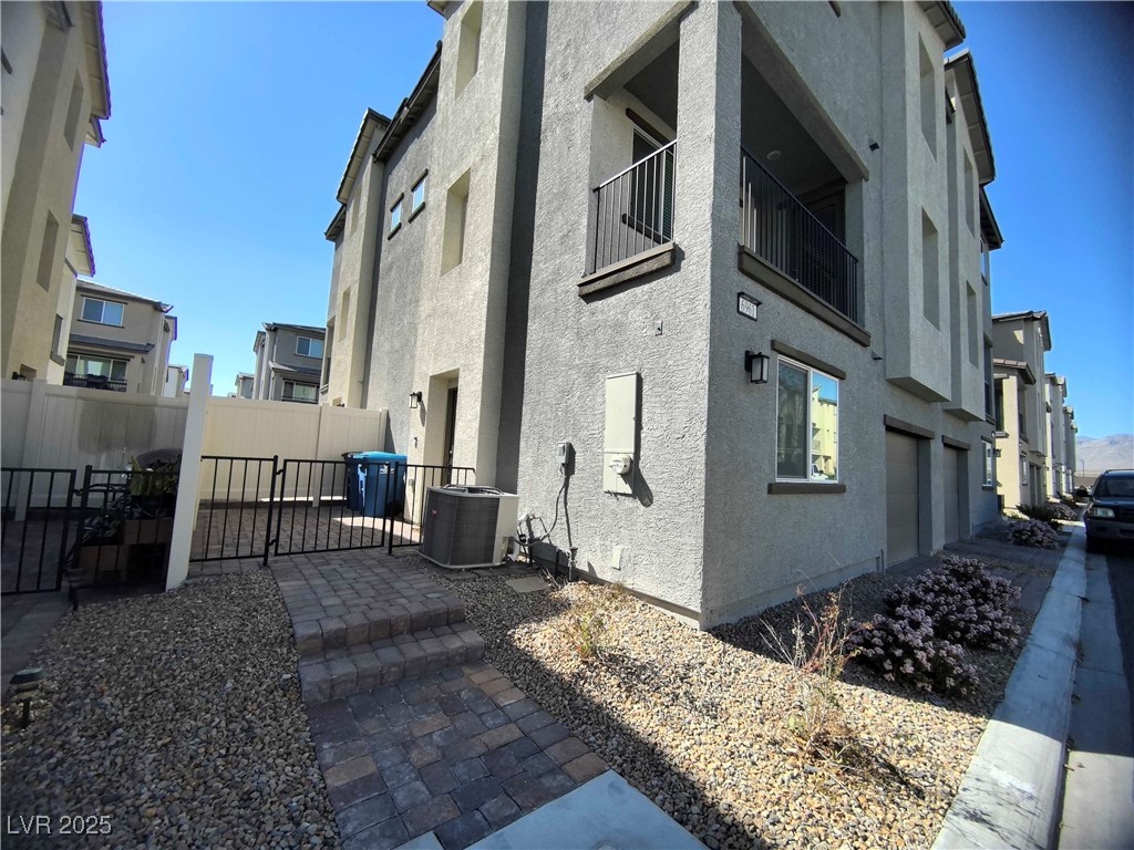 6961 Crimson Shadow Street Property Photo