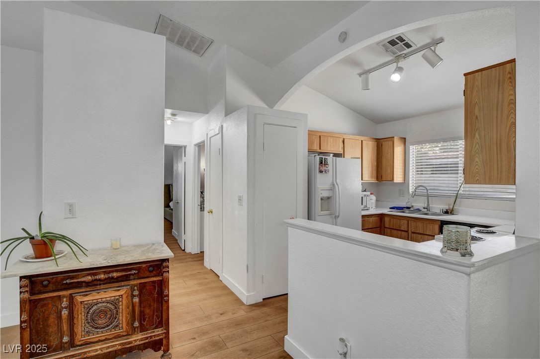 2504 Soldier Creek Court Property Photo 12