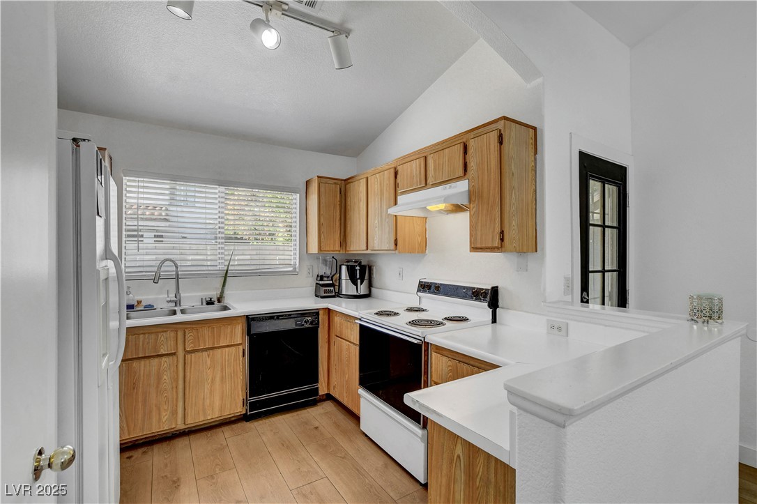 2504 Soldier Creek Court Property Photo 13