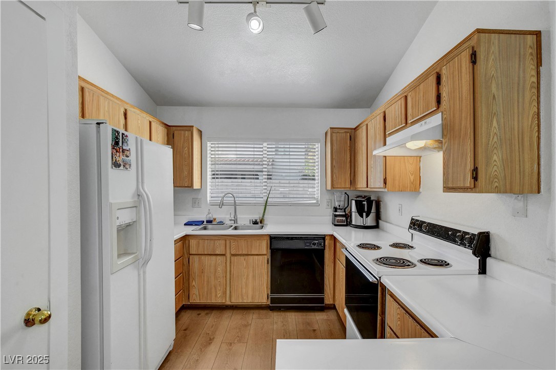 2504 Soldier Creek Court Property Photo 14