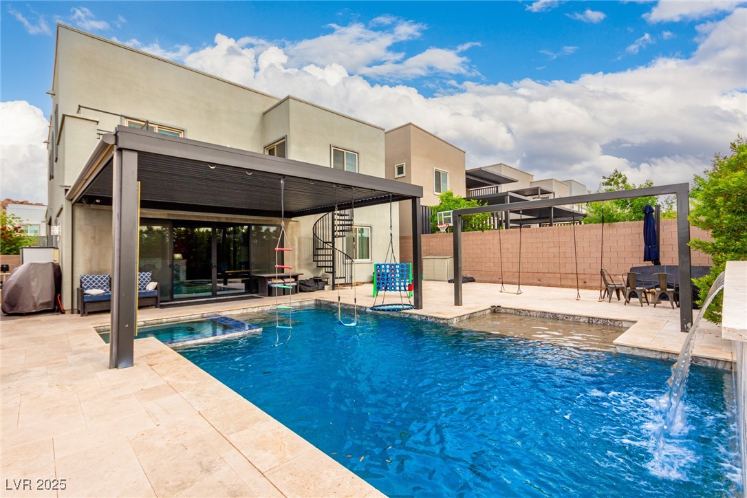 731 Glowing Horizon Street Property Photo 1