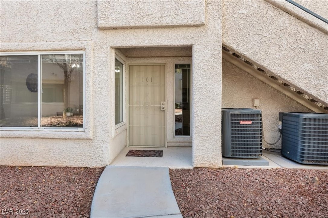 5235 Caspian Springs Street 101 Property Photo 19