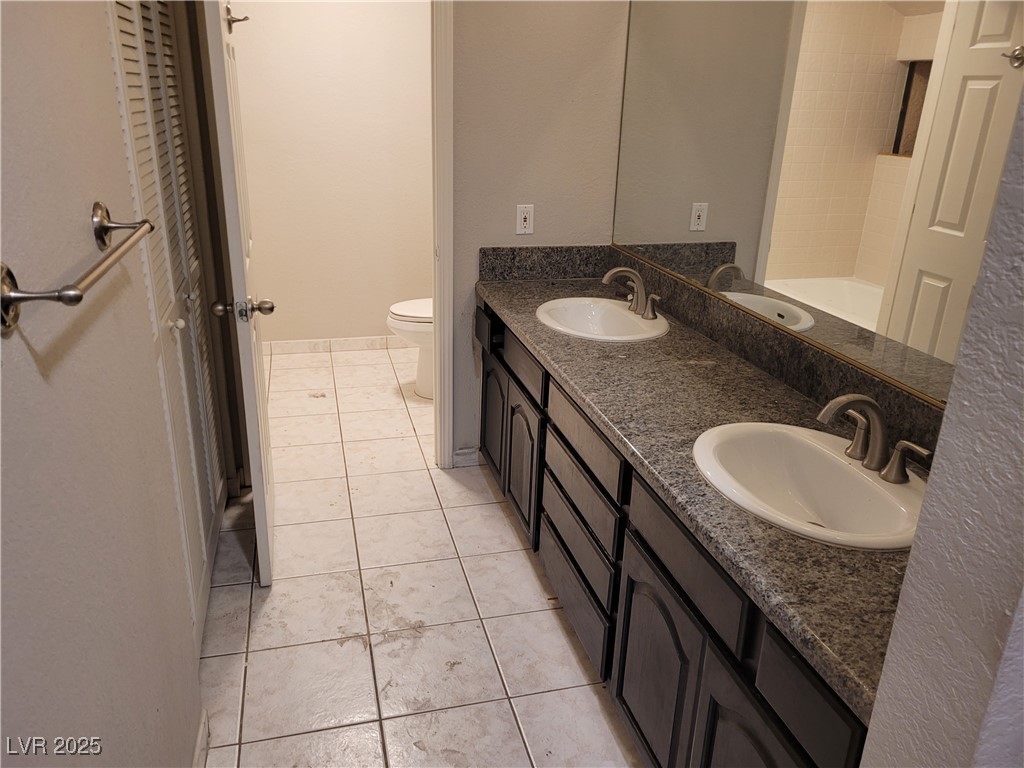 3621 Laguna Verde Way Property Photo 15