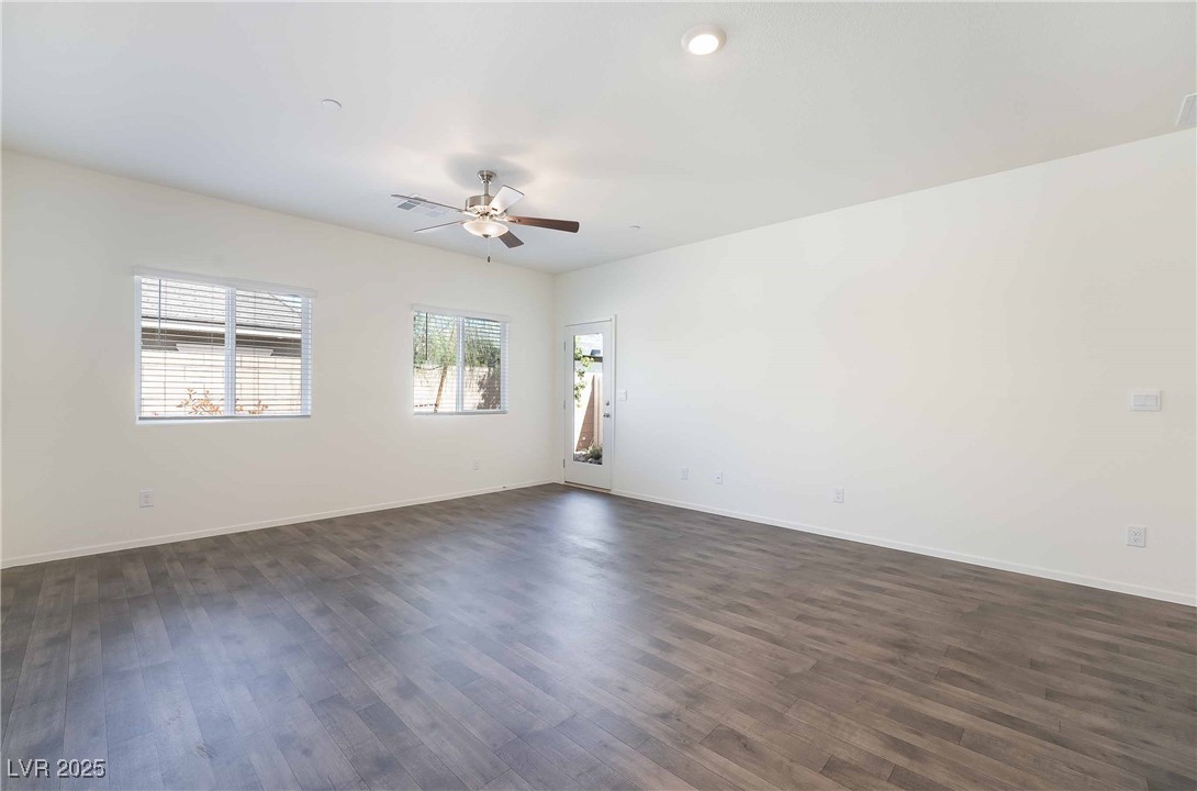 362 Canary Song Drive Property Photo 7