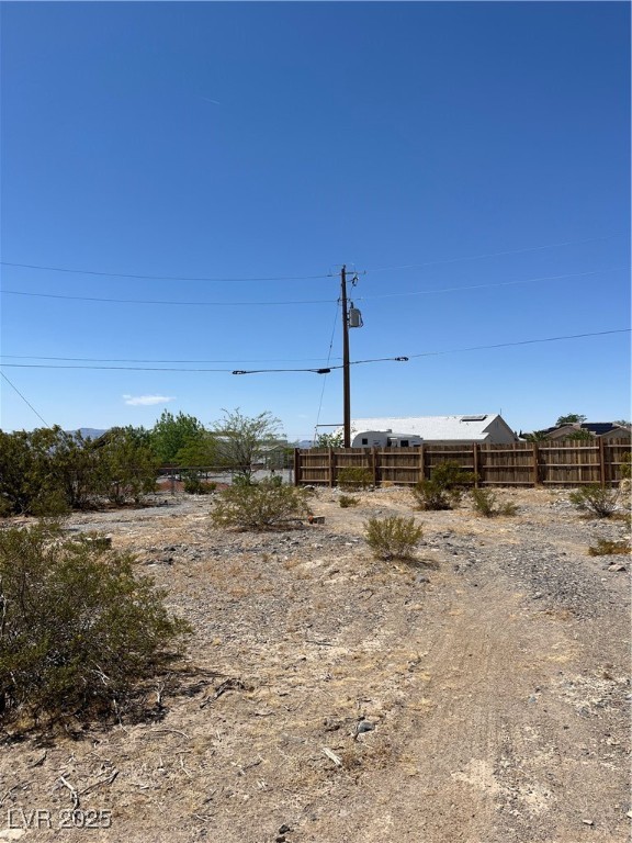 1960 South Blue Lane Property Photo 3