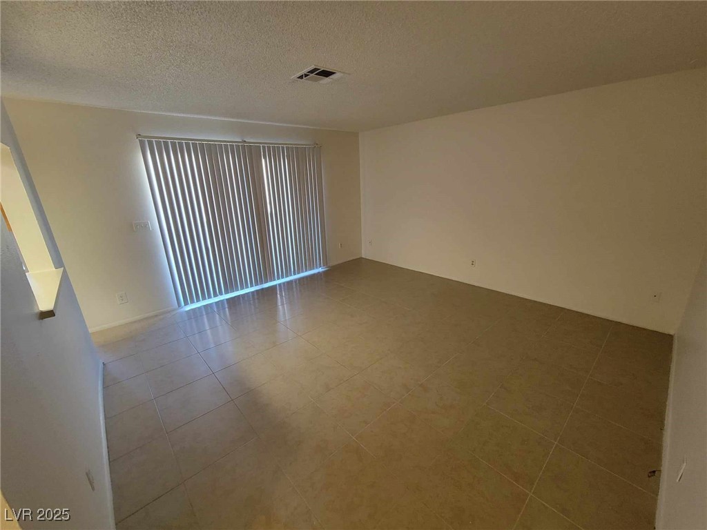 2859 Wheelwright Drive Property Photo 4