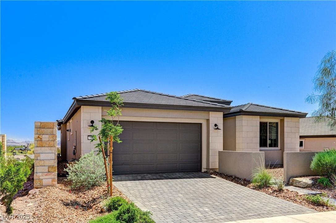 54 Mirage View Drive Property Photo 6