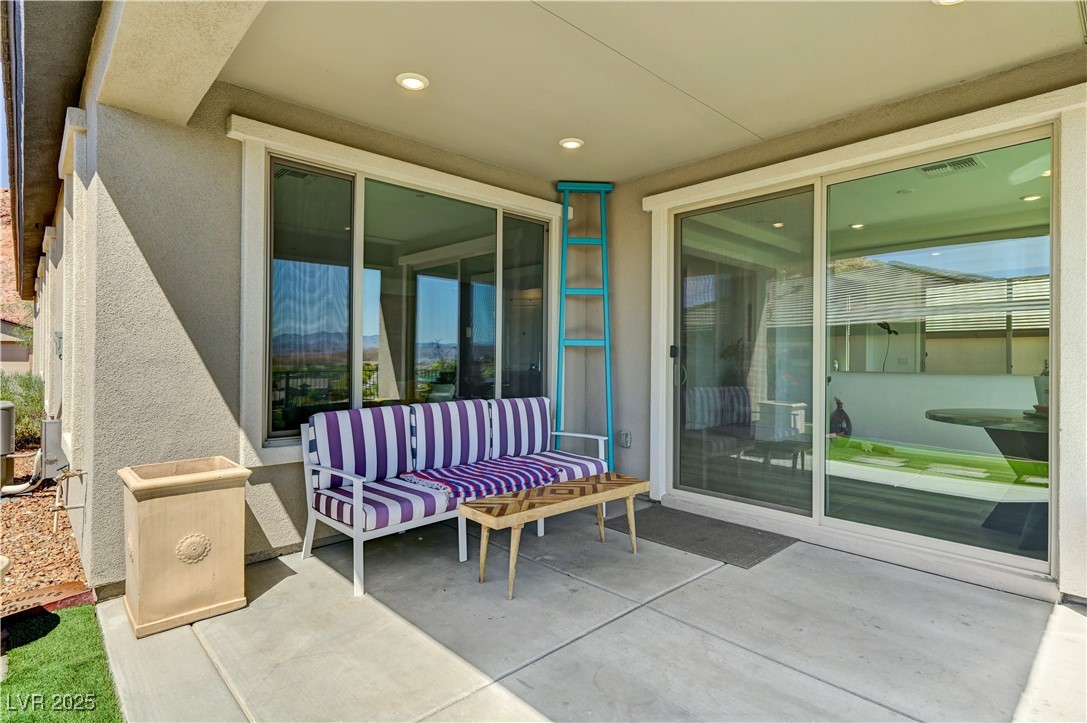 54 Mirage View Drive Property Photo 44