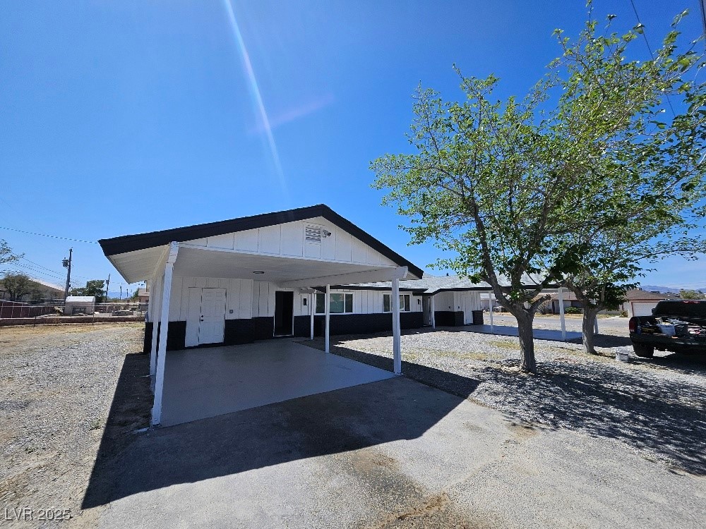 1083 East Calvada Boulevard A Property Photo