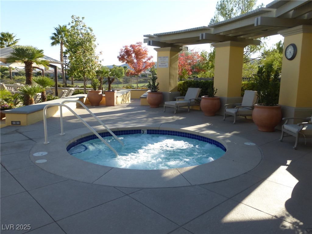 10547 Grazia Avenue Property Photo 11