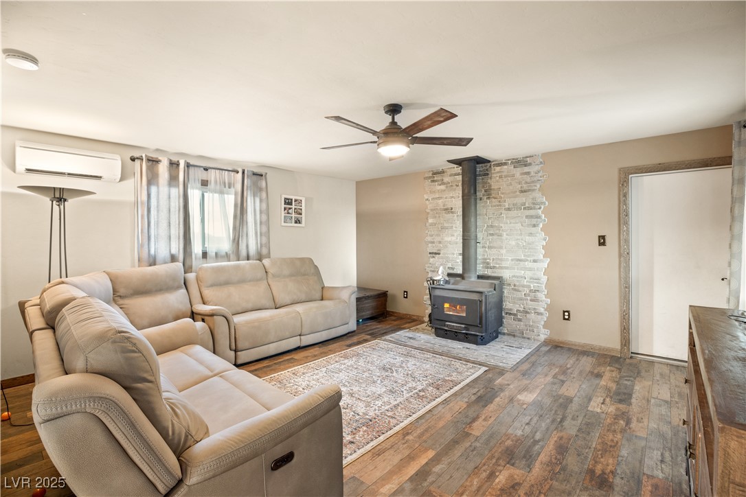 11875 Maggie Avenue Property Photo 12
